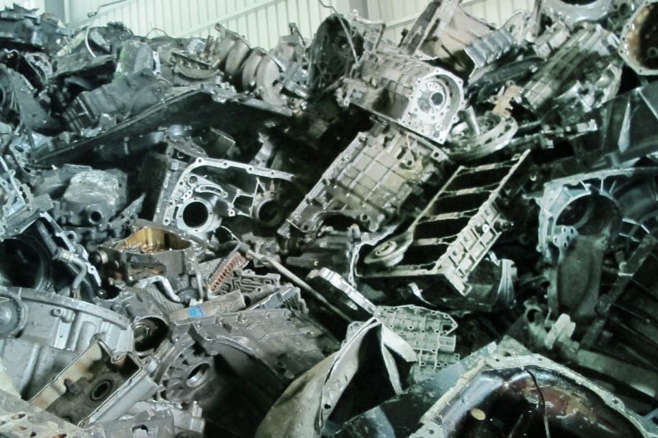 metal_car_pdt_1-20250905-100828-4bce0021