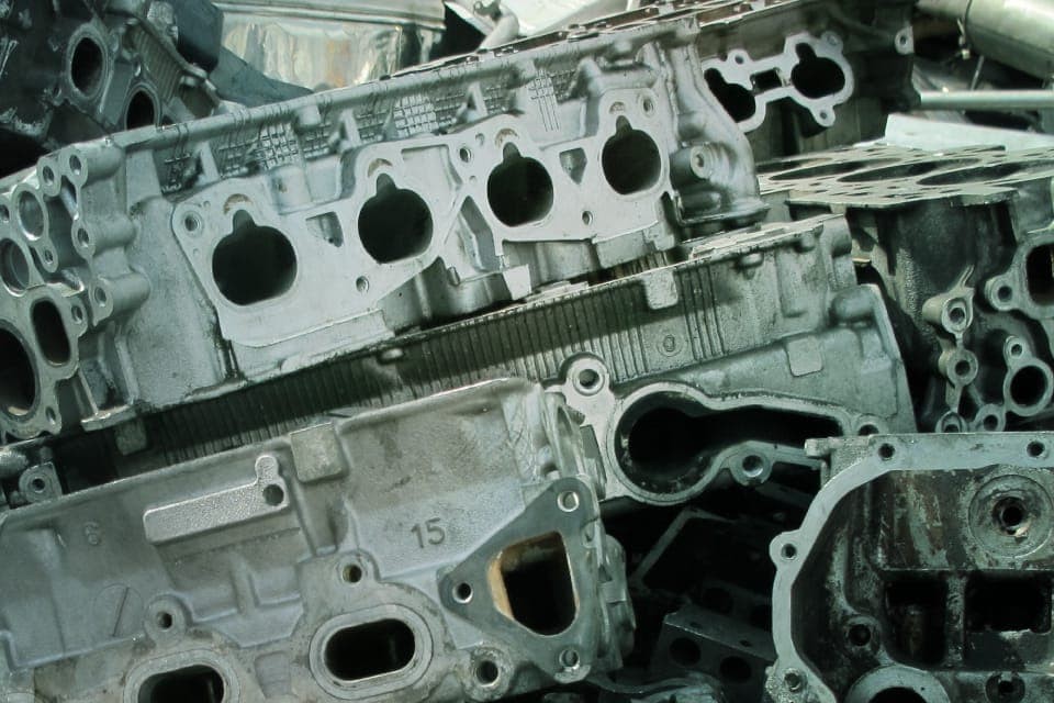 metal_car_pdt_1-20250905-100828-f5e31e69