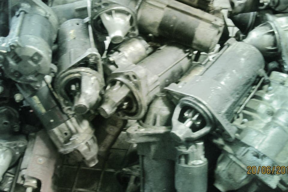 metal_car_pdt_2-20250905-100546-71a38689