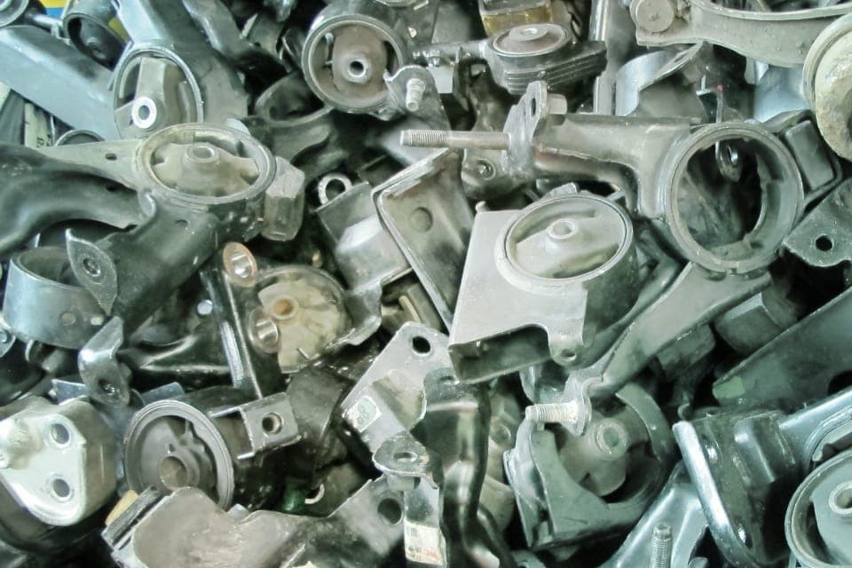 metal_car_pdt_2-20250905-100546-ed1b46c0