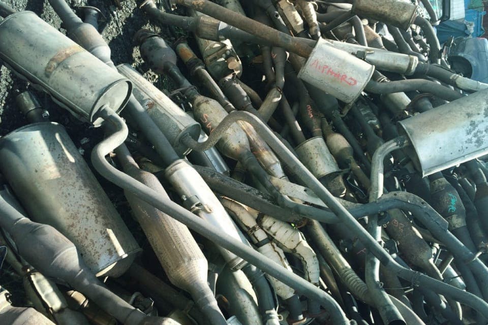 metal_car_pdt_3-20250905-100649-be672c89