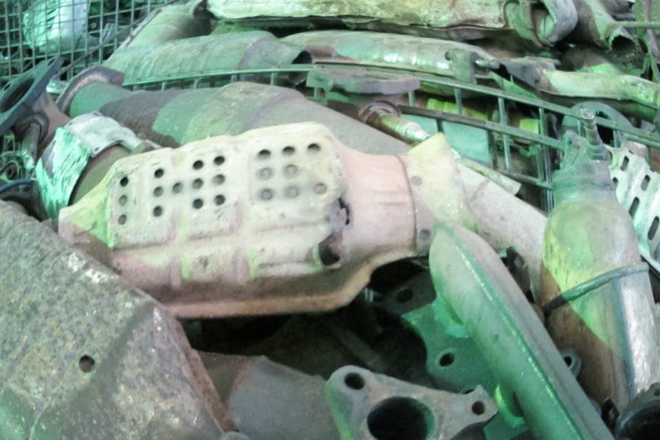 metal_car_pdt_3-20250905-100703-47e04354