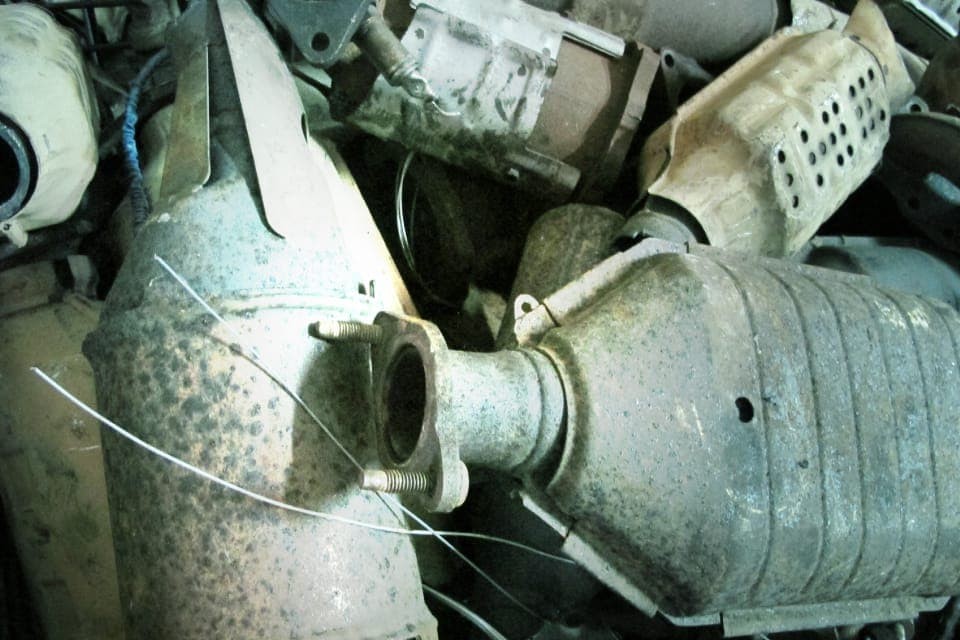 metal_car_pdt_3-20250905-100703-63d85fc0